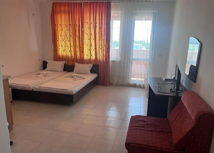 Kolev 2 3* 阳光海滩