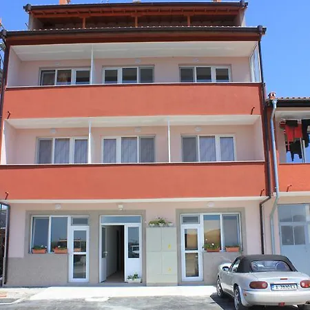 Kolev 2 Pensionat 2*